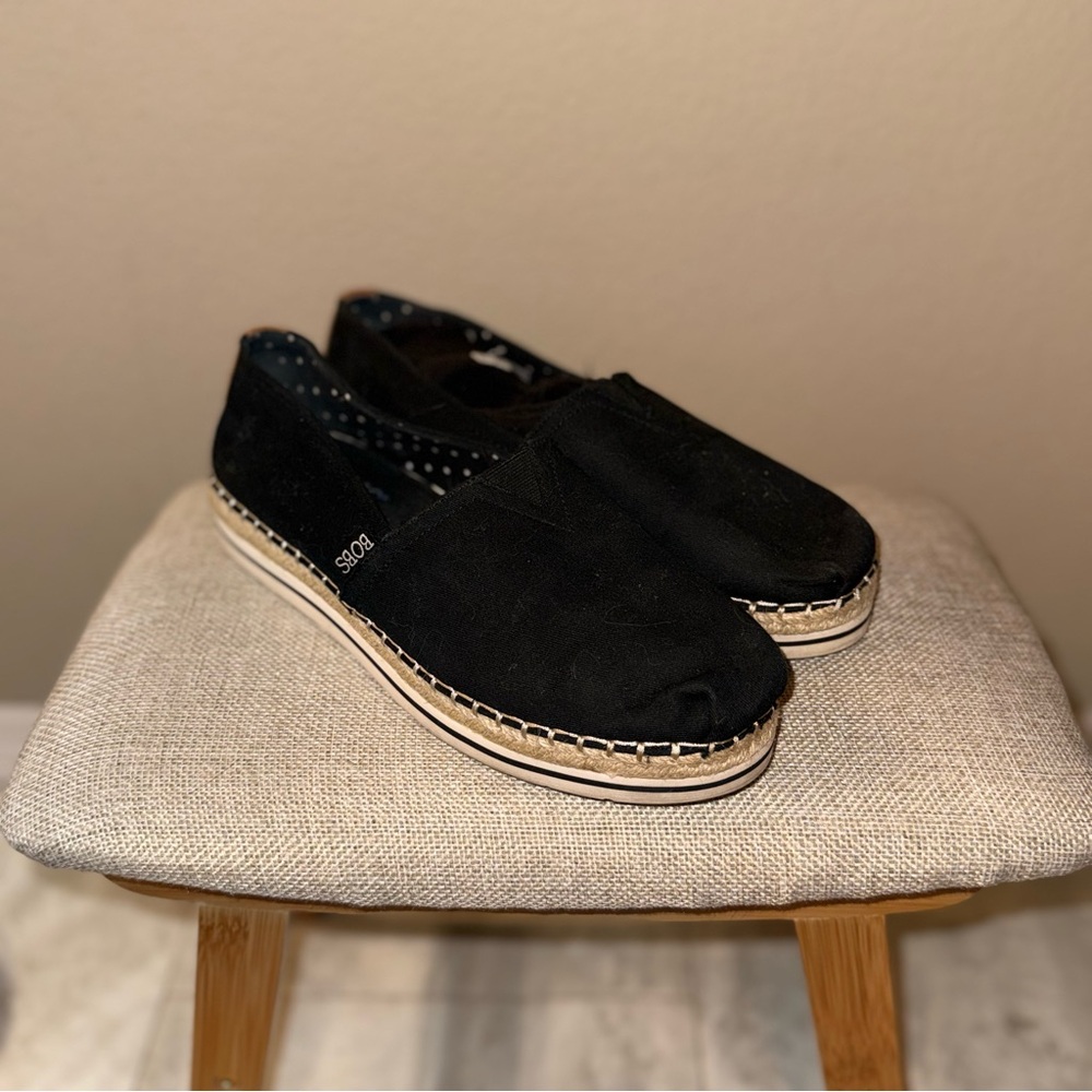 BOBS from Skechers Black Flats - Picture 3 of 3